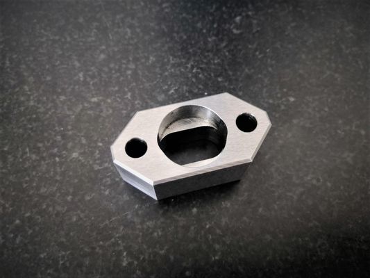 Edelstahl Ra0.8 SKD11 CncPräzisionsteil 0.01mm Toleranz