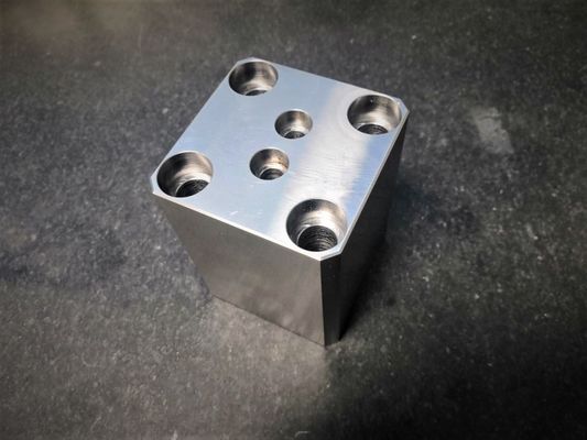 Flachheits-Präzision maschinell bearbeitete Teile SKD11 Ra0.8 0.01mm